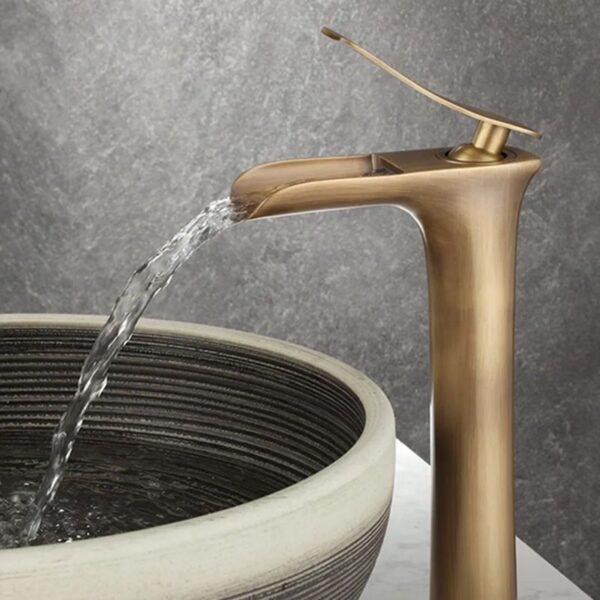 Robinet de lavabo Rea Laguna antique Brush Gold high – Image 2
