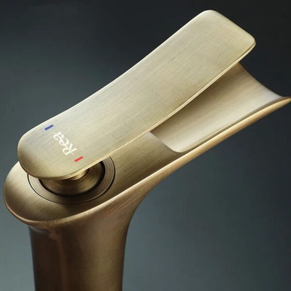 Robinet de lavabo Rea Laguna antique Brush Gold high – Image 4
