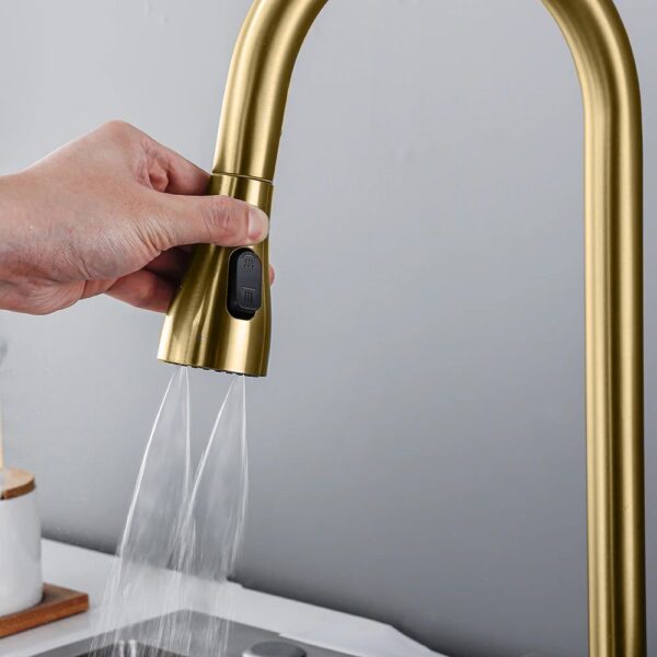 Robinet de cuisine REA CONOR BRUSH GOLD – Image 3